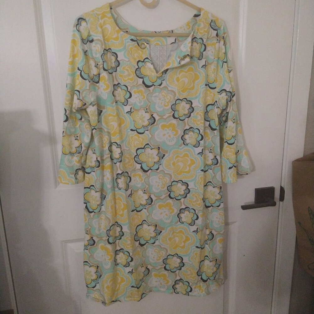 Crown & Ivy Curvy Dress